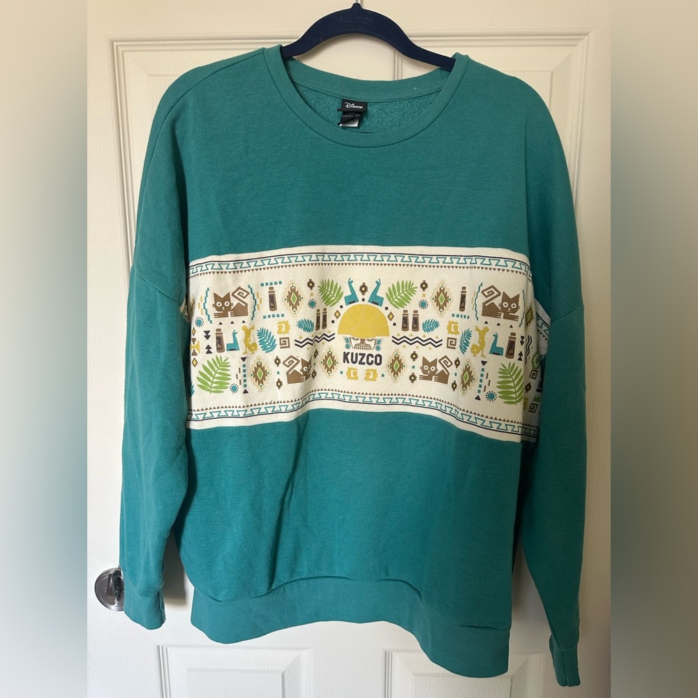 Disney Emperor's New Groove Kuzco Her Universe Oversized Sweatshirt Size Medium